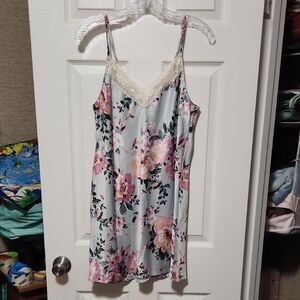 Elegant Floral Chemise with Lace Trim
